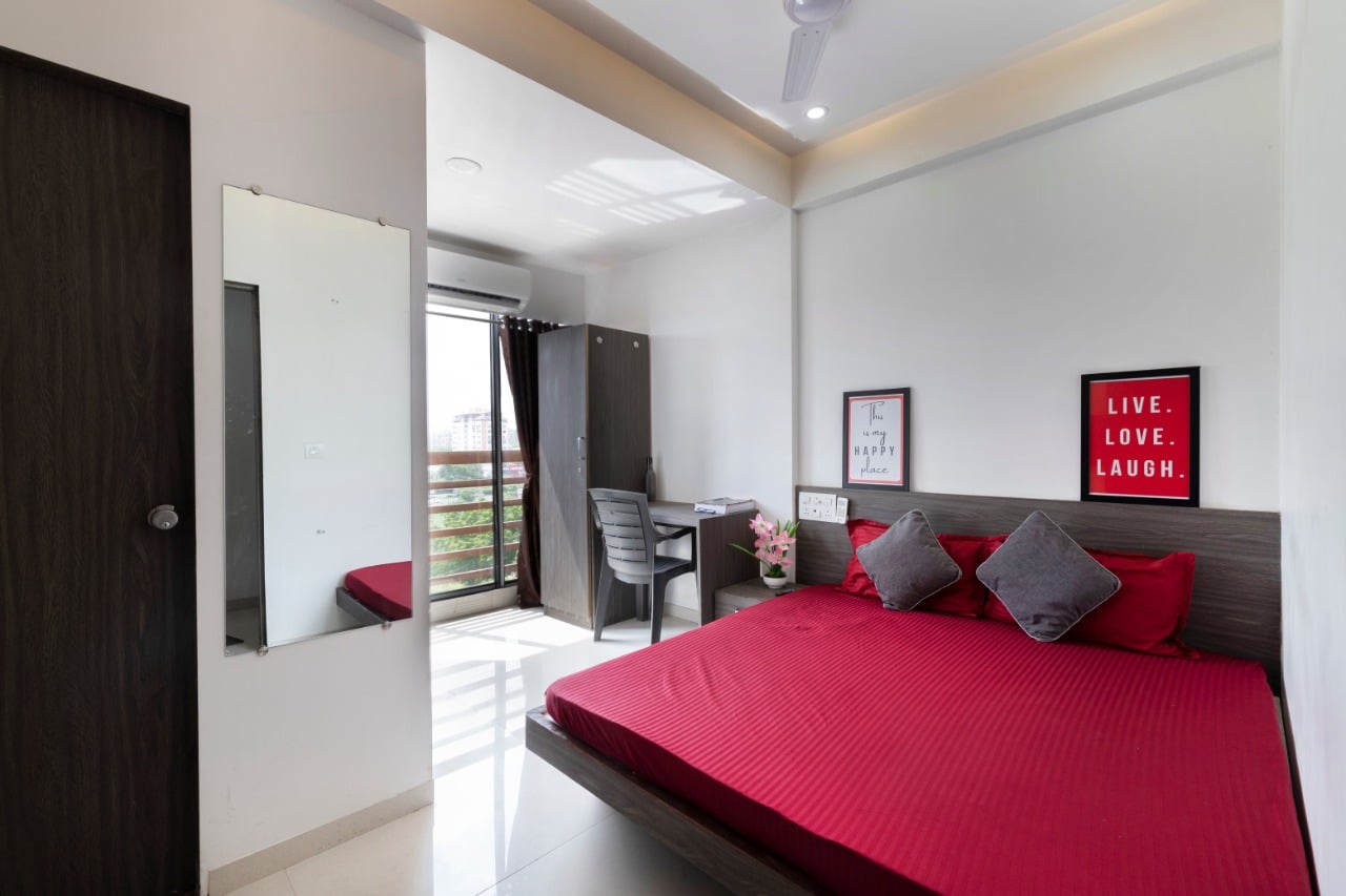 single room pg in ahmedabad